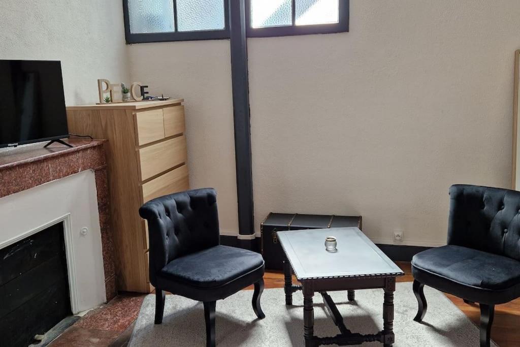 Chambre Dans Maison De Ville - 2 Personnes Oloron-Sainte-Marie Bagian luar foto